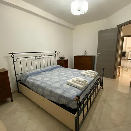 Maccamo Villa *